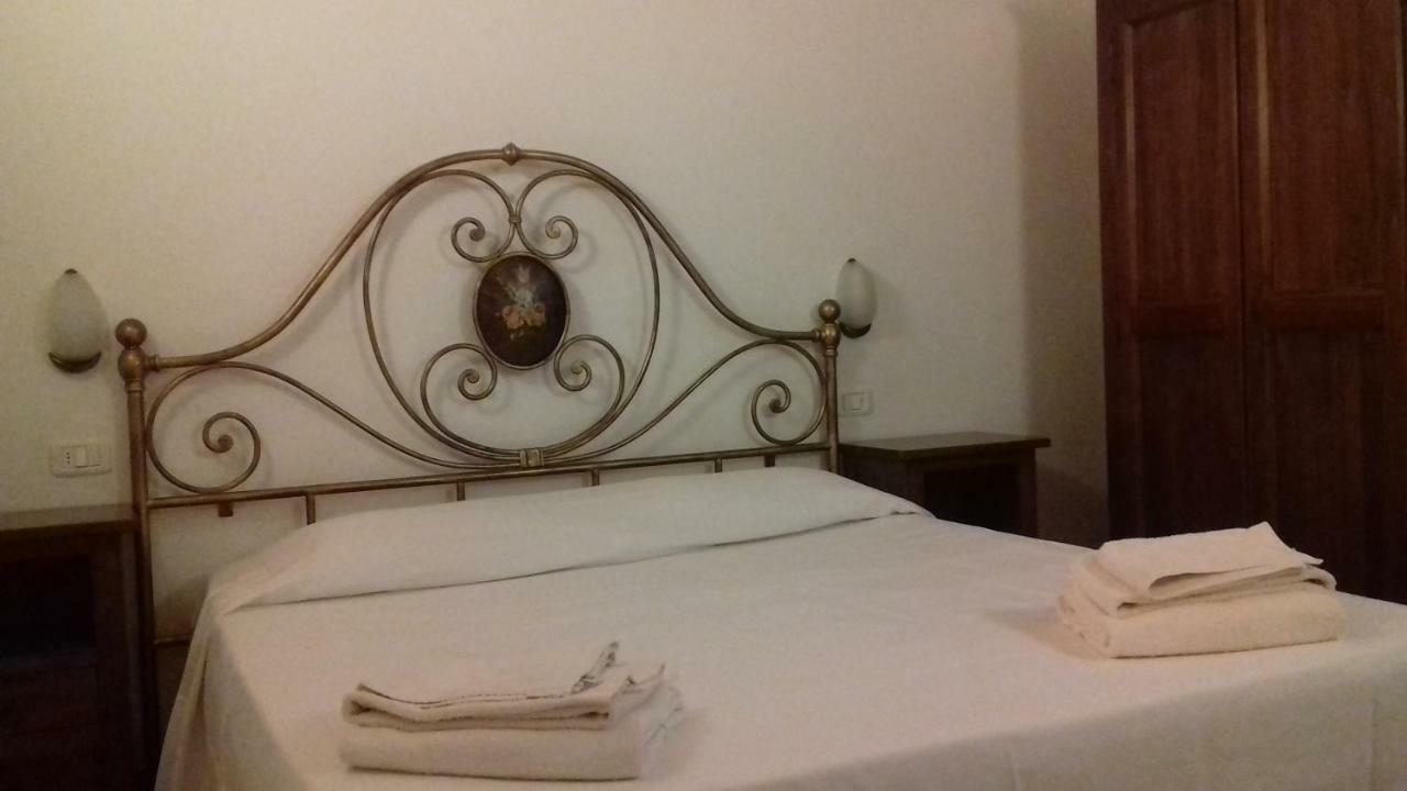 Le Tamerici Pension Principina Terra Buitenkant foto