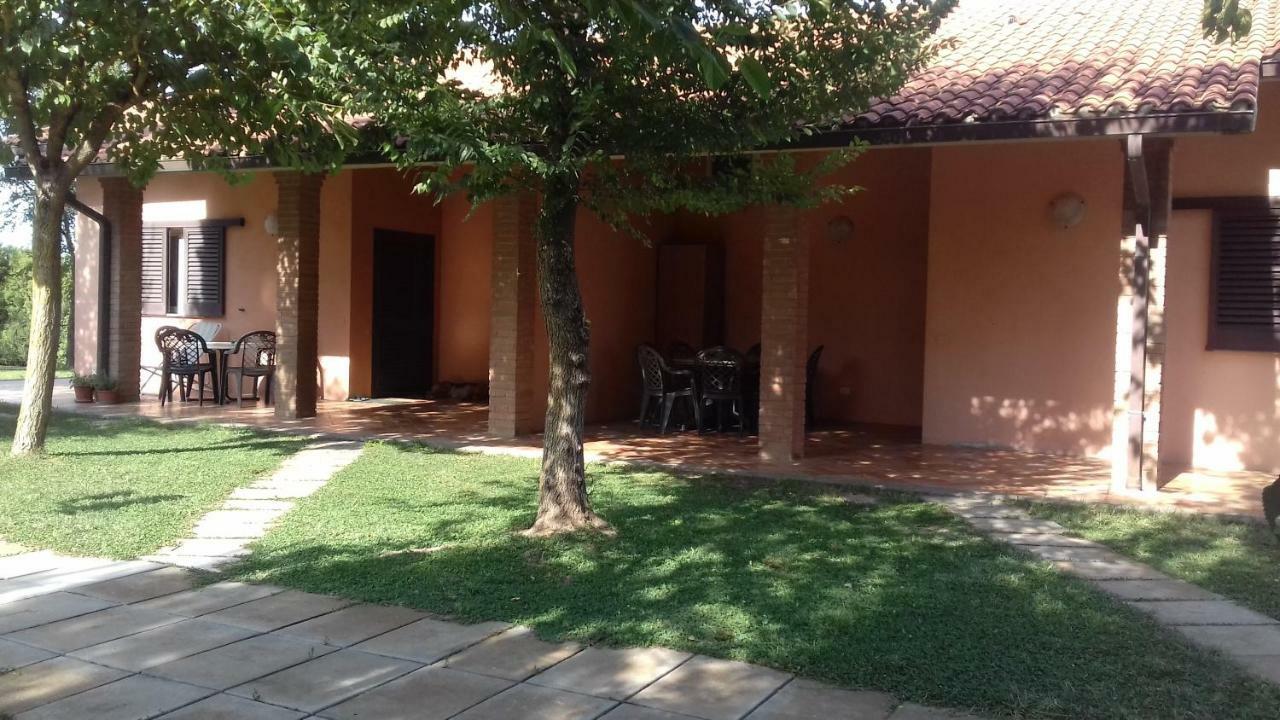 Le Tamerici Pension Principina Terra Buitenkant foto